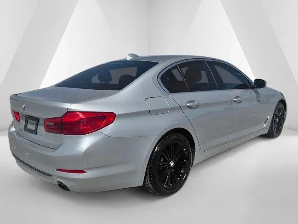 Used 2019 BMW 530i xDrive w/ Convenience Package AWD/4WD image 7