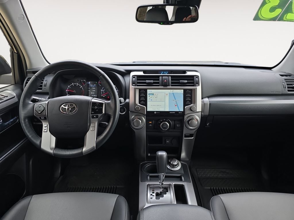 Used 2023 Toyota 4Runner SR5 Premium image 9
