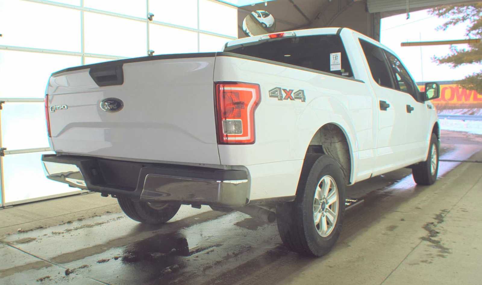 Used 2017 Ford F150 XLT image 5