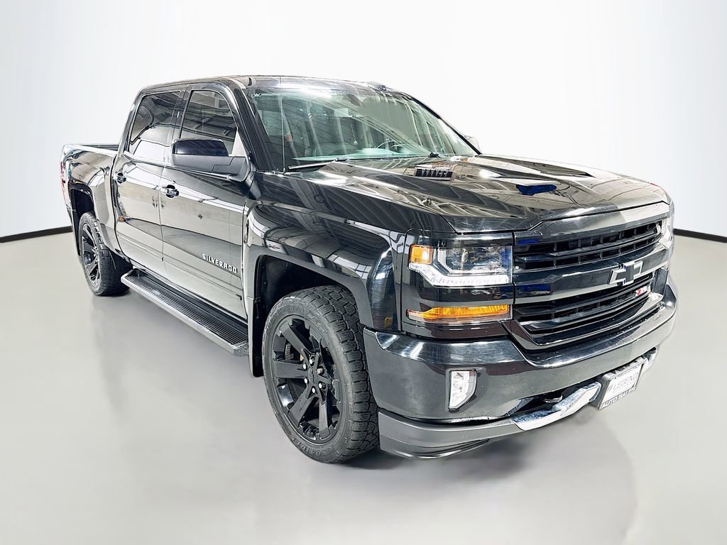 Used 2018 Chevrolet Silverado 1500 LT w/ All Star Edition AWD/4WD image 3