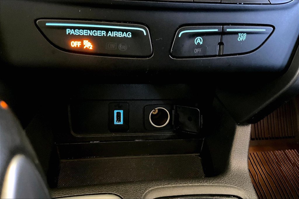 Used 2018 Ford Escape SEL AWD/4WD image 16