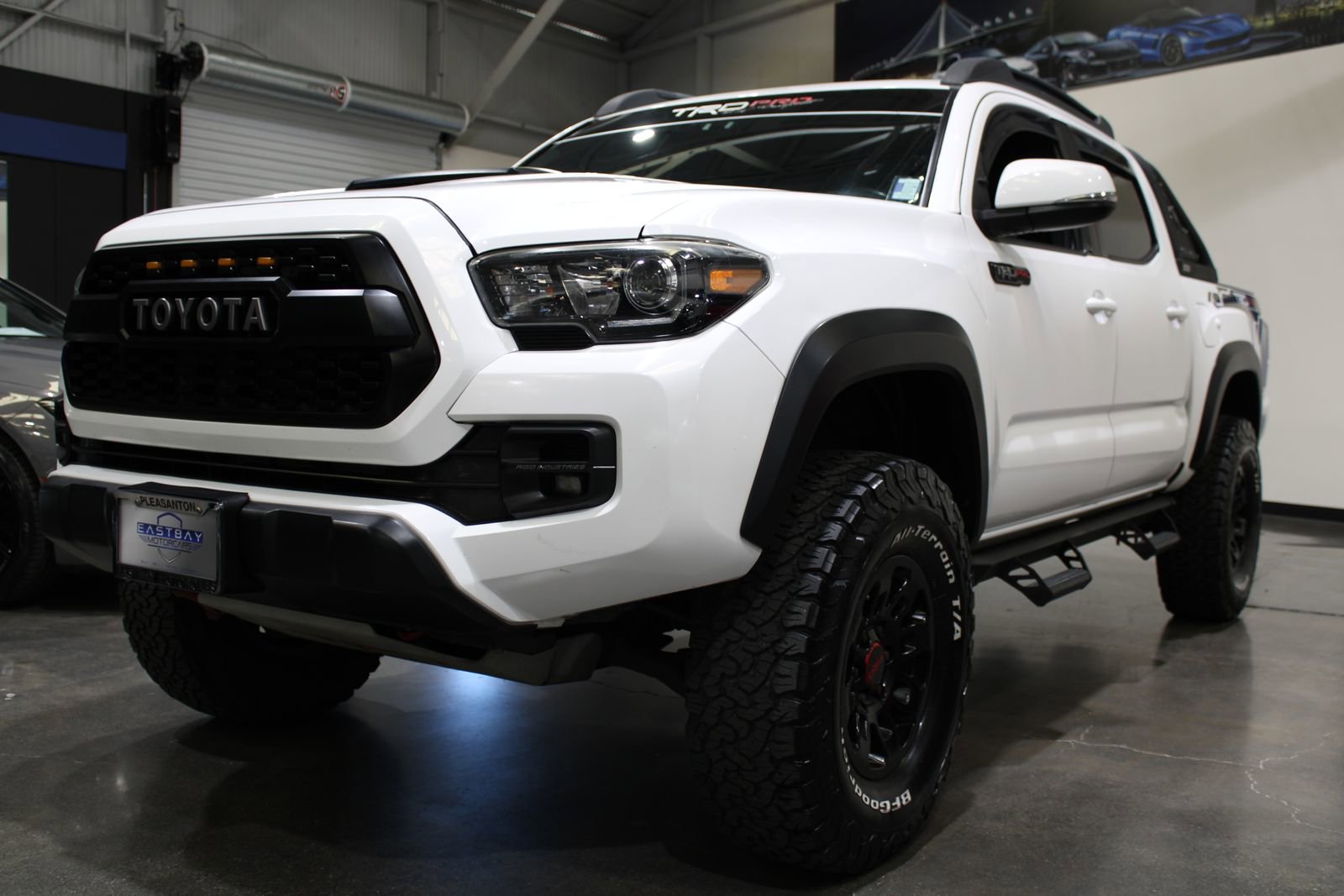 Used 2017 Toyota Tacoma TRD Pro image 5