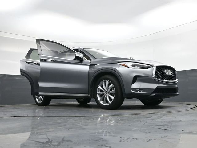 Used 2019 INFINITI QX50 Luxe w/ Navigation Package image 38