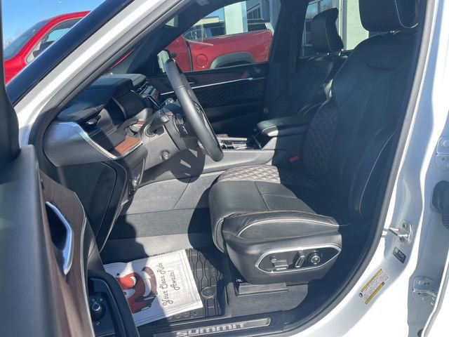 Used 2023 Jeep Grand Cherokee L Summit w/ Advanced Protech Group IV image 6