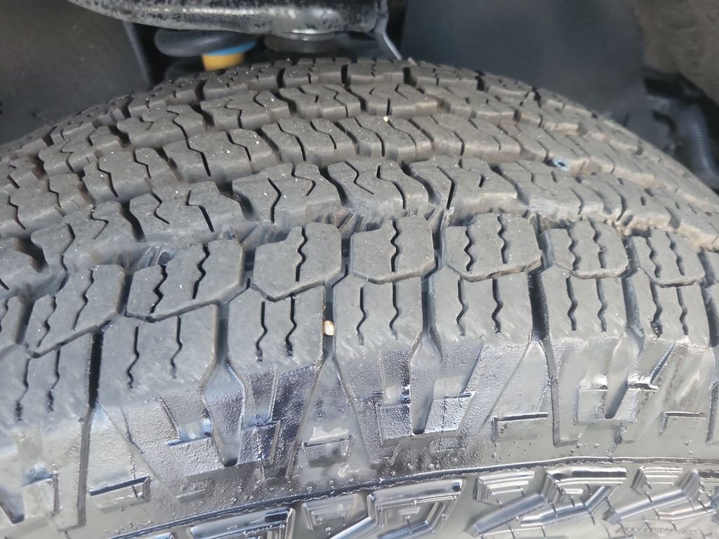 Certified 2023 Toyota Tacoma TRD Off-Road image 29