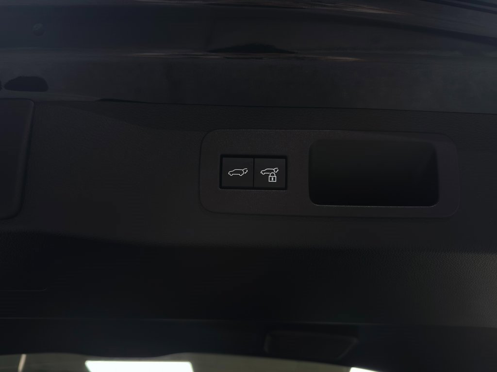 Used 2026 Lexus LX 600 4WD w/ Luxury Package image 38