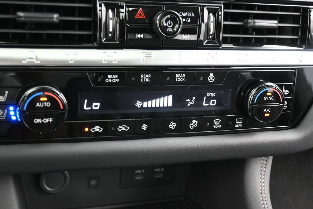 New 2026 Nissan Pathfinder Platinum w/ Accent Package AWD/4WD image 11