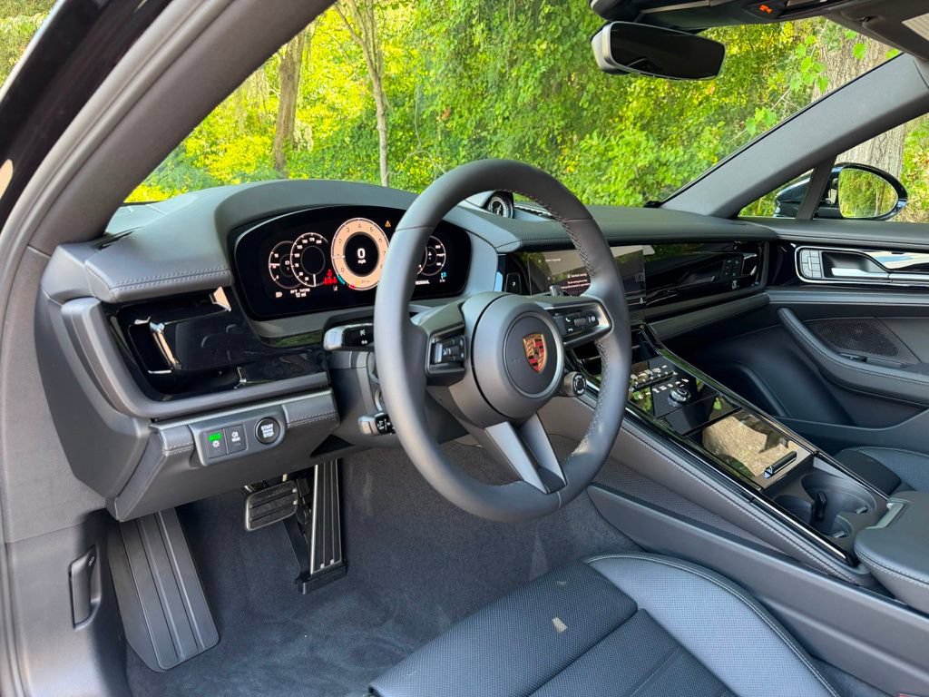 New 2026 Porsche Panamera RWD image 4