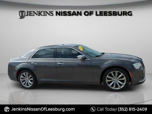 Used 2019 Chrysler 300 Limited image 2