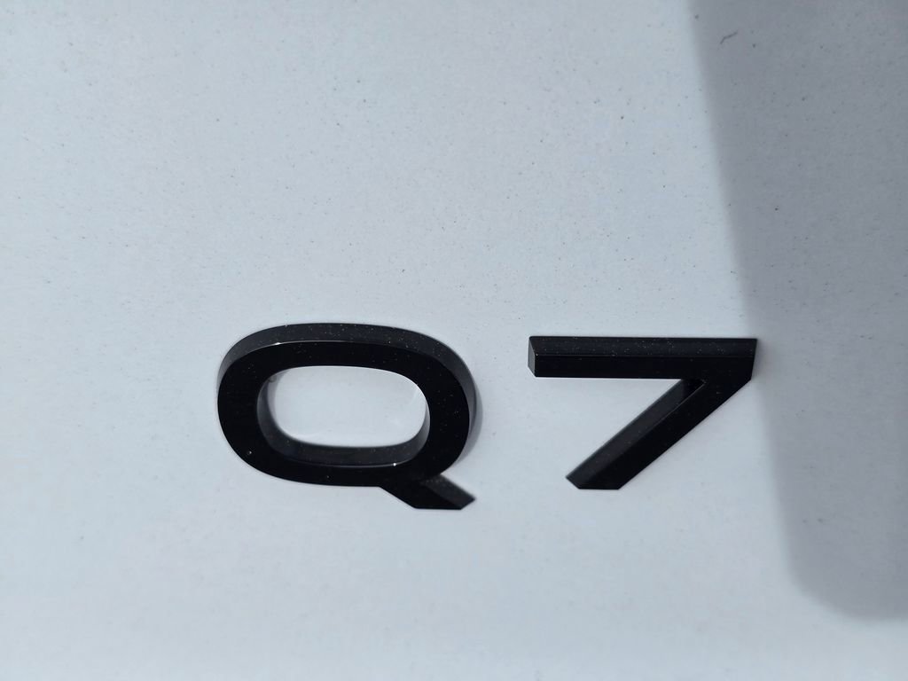 New 2026 Audi Q7 2.0T Premium image 32