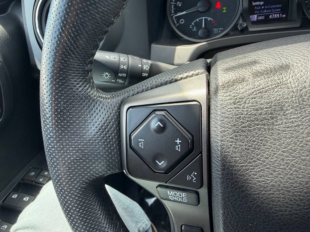 Used 2023 Toyota Tacoma TRD Off-Road w/ TRD Premium Off Road Package AWD/4WD image 32