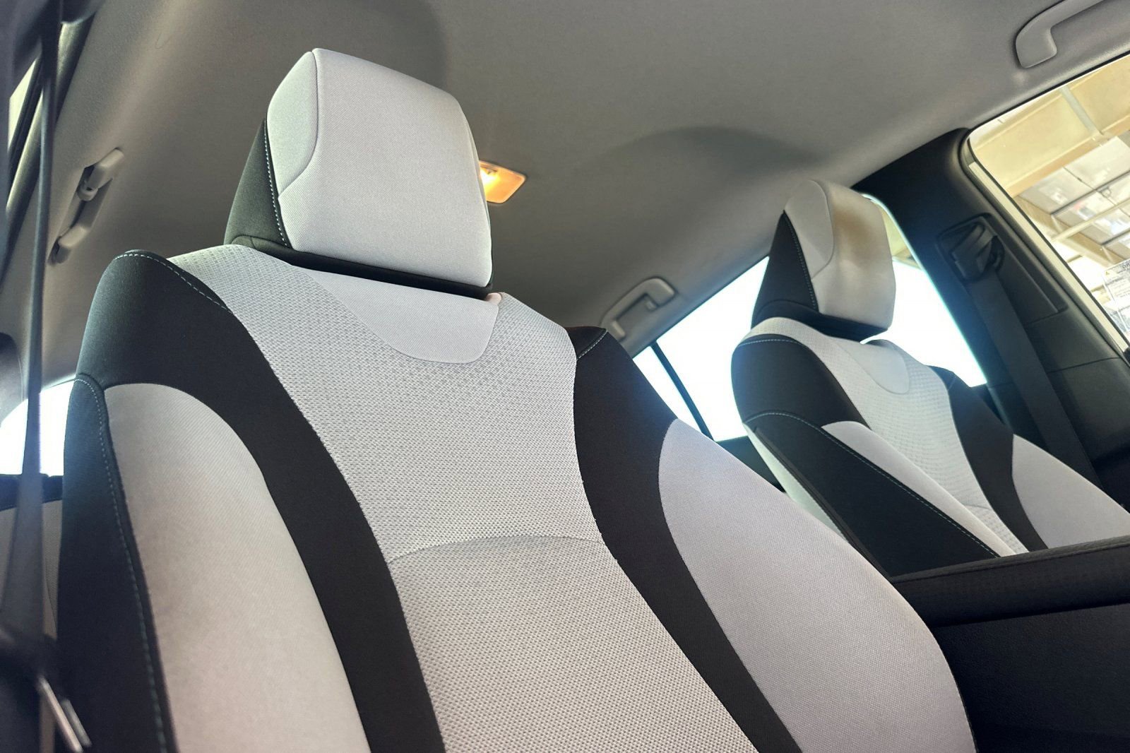 Certified 2020 Toyota Prius LE w/ Carpet Mat Package image 21