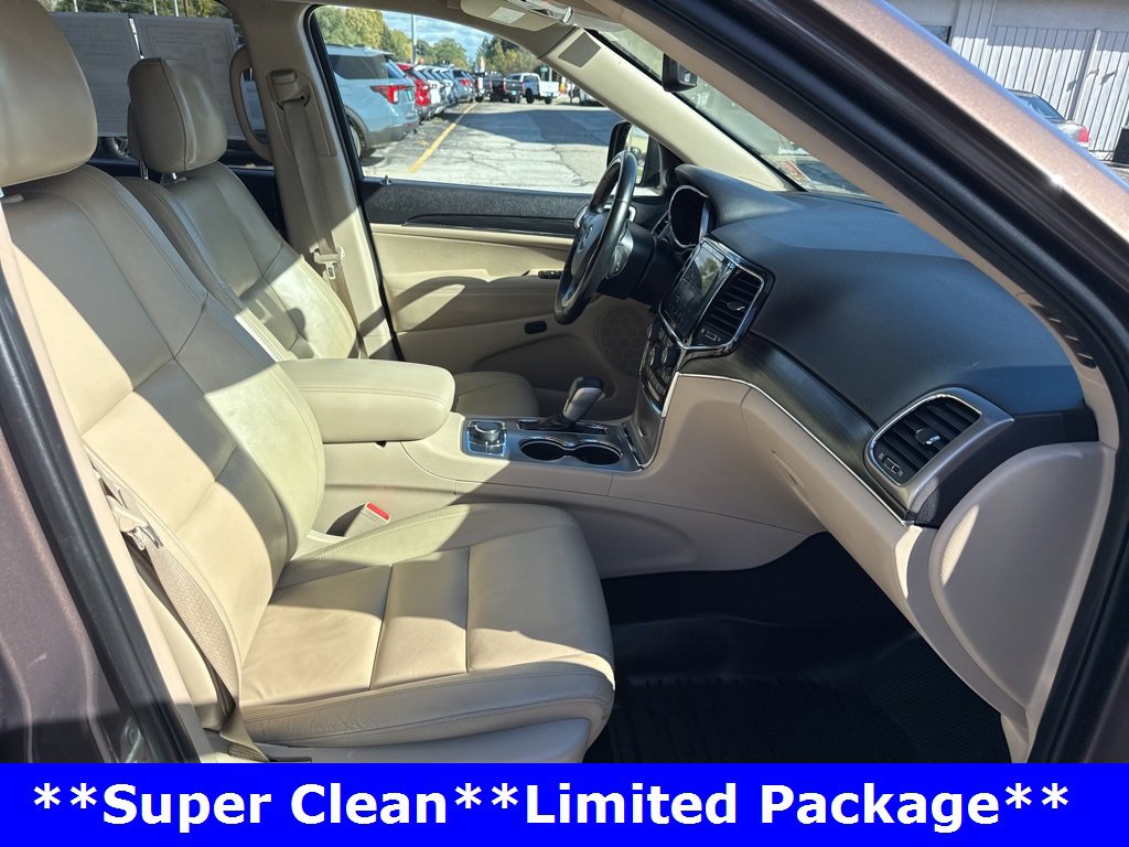 Used 2020 Jeep Grand Cherokee Limited w/ Premium Lighting Group image 25