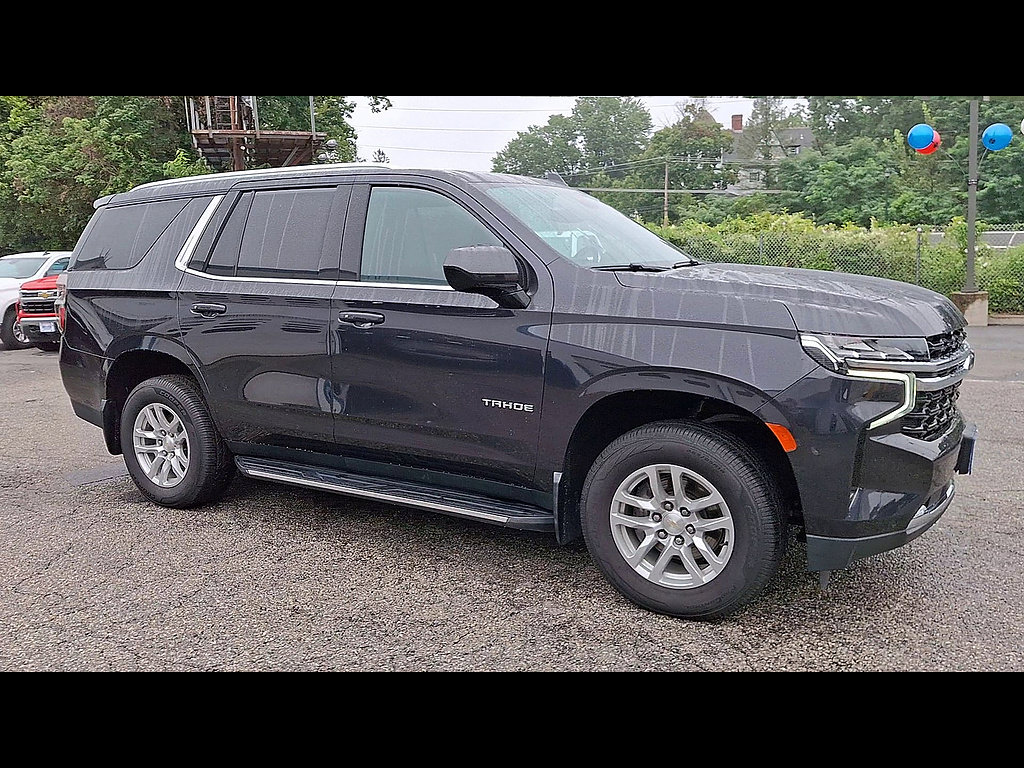 Used 2023 Chevrolet Tahoe LS AWD/4WD image 2