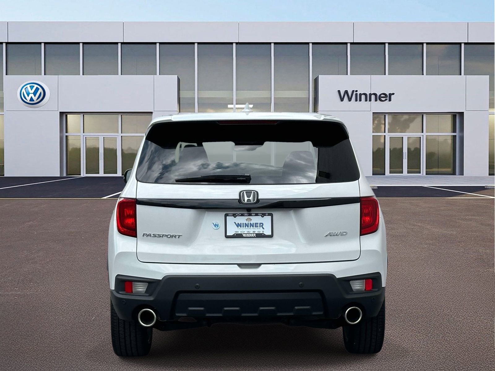 Used 2025 Honda Passport EX-L image 4