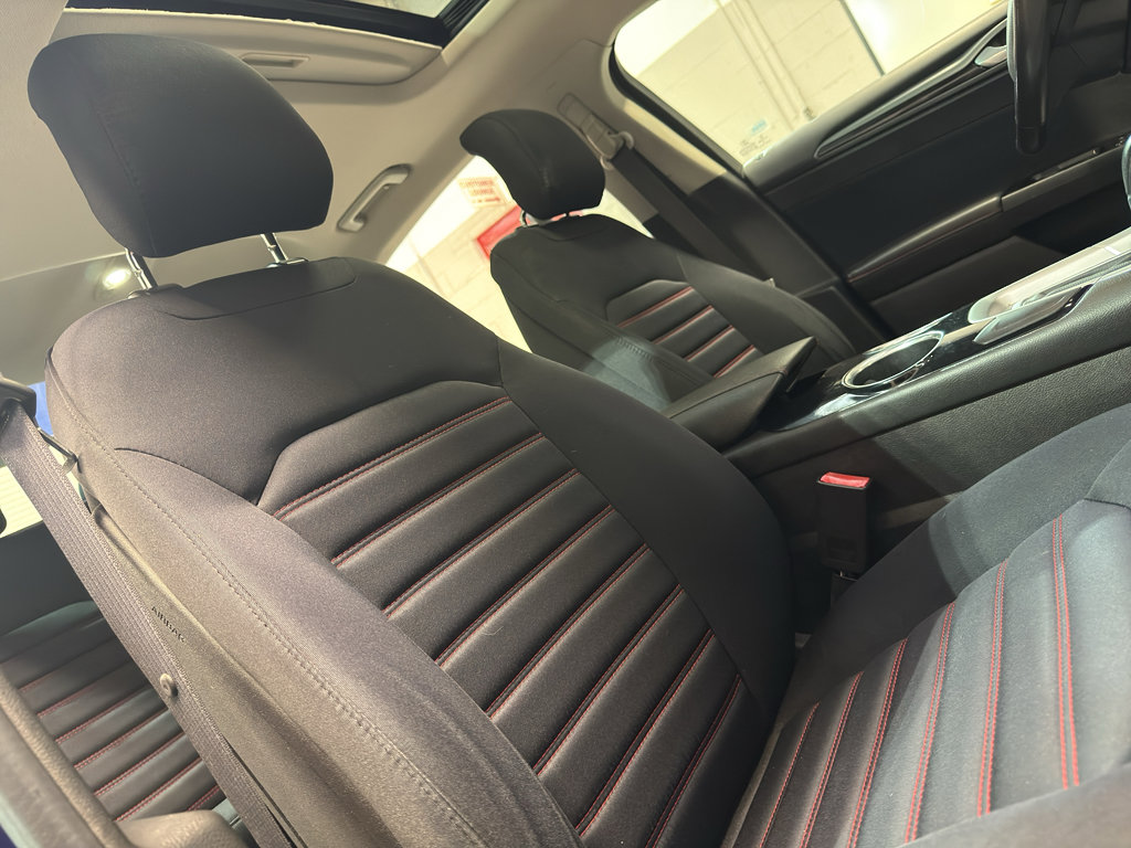 Used 2013 Ford Fusion SE FWD image 22