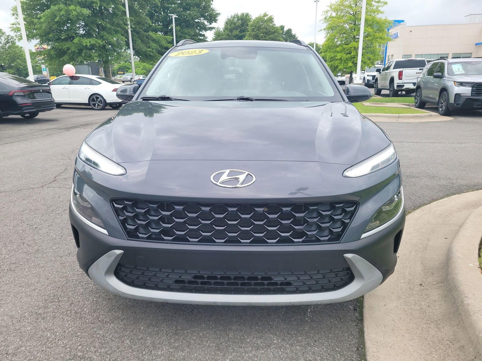 Used 2023 Hyundai Kona SEL AWD/4WD image 8