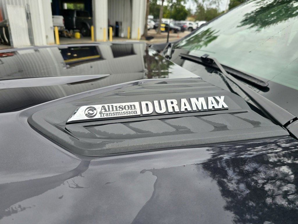 Used 2024 Chevrolet Silverado 2500 LTZ image 12