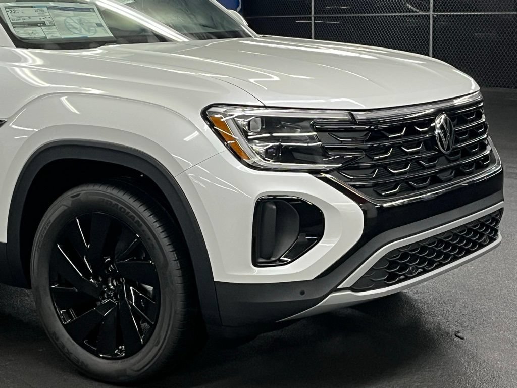 New 2026 Volkswagen Atlas Cross Sport SE AWD/4WD image 43