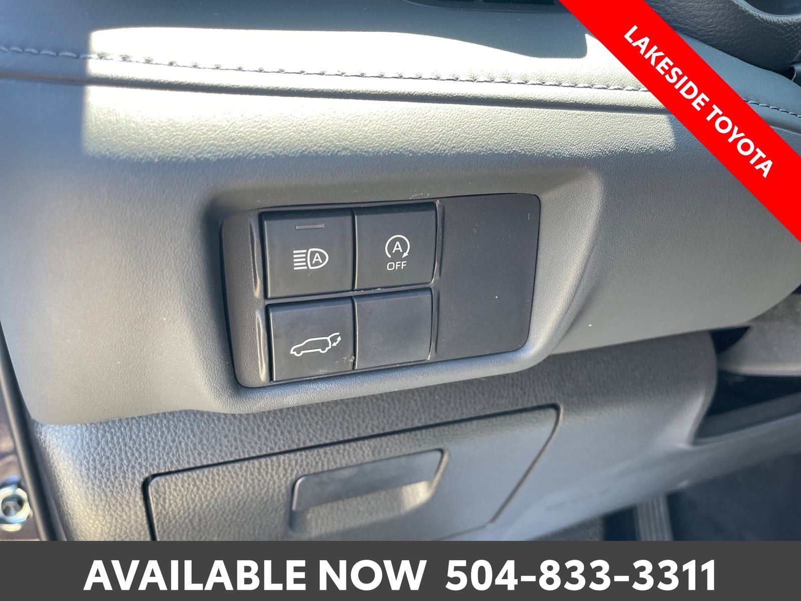 Used 2023 Toyota Highlander XSE FWD image 26