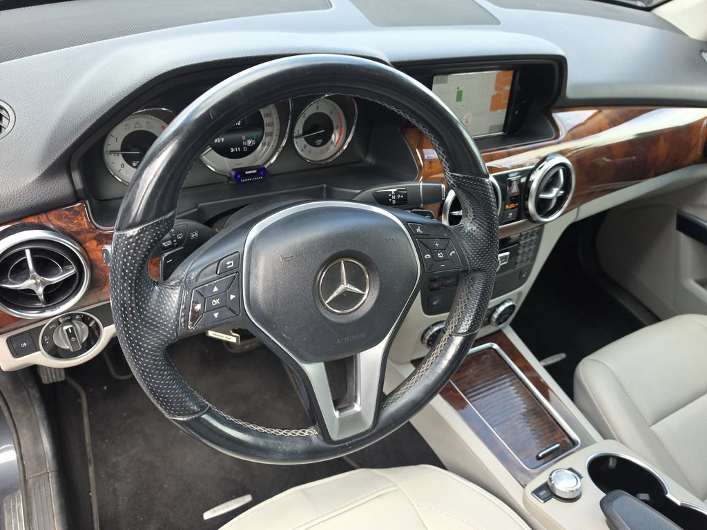 Used 2014 Mercedes-Benz GLK 250 BlueTEC 4MATIC image 13