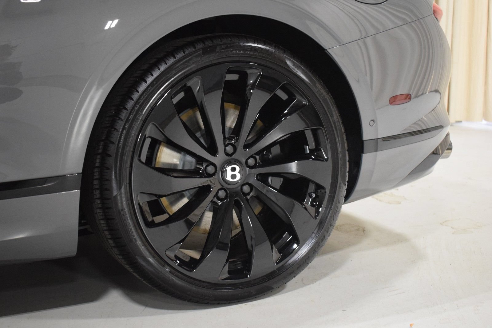 New 2026 Bentley Continental GT AWD/4WD image 18