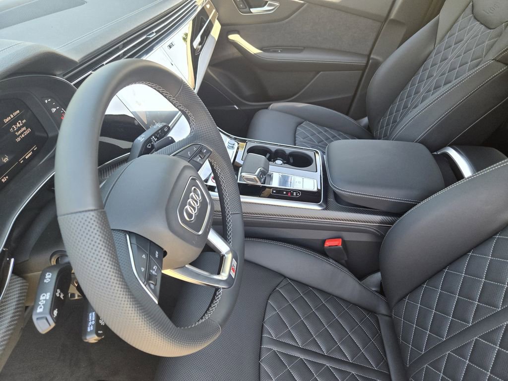 New 2026 Audi SQ8 Premium Plus image 14