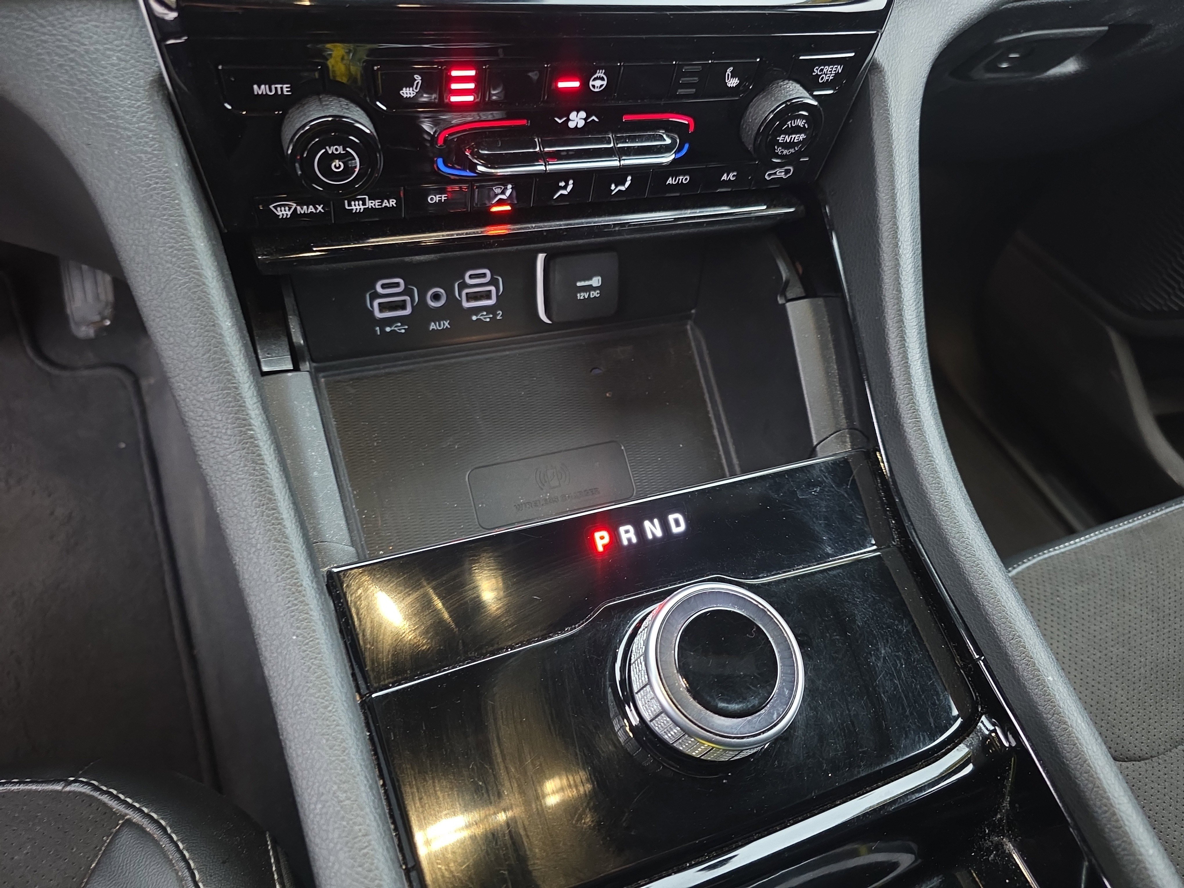 Used 2023 Jeep Grand Cherokee L Laredo image 26