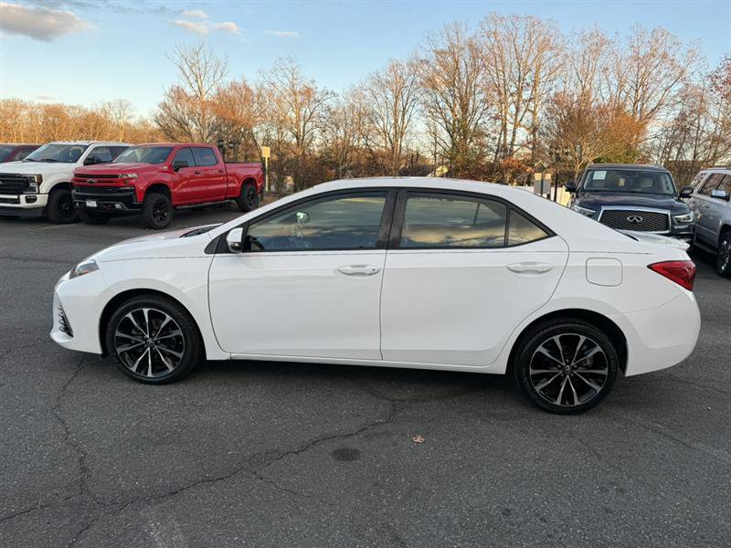 Used 2017 Toyota Corolla SE image 10
