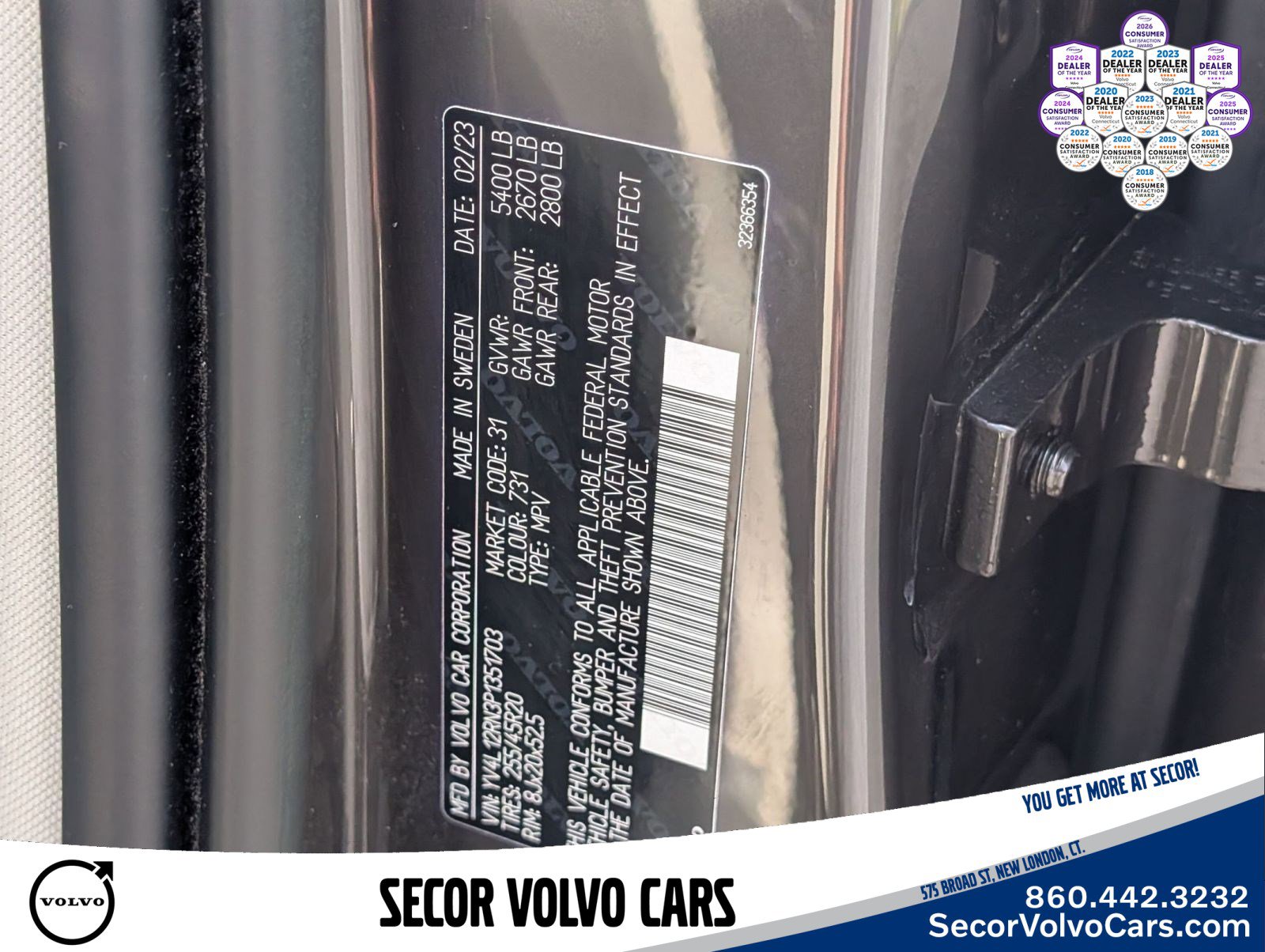Certified 2023 Volvo XC60 B5 Plus w/ Climate Package AWD/4WD image 34