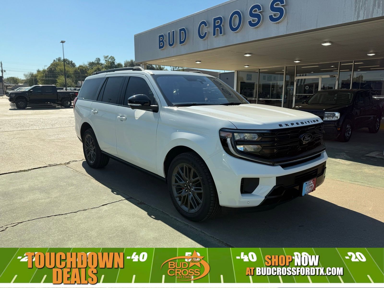 New 2025 Ford Expedition Platinum video 1