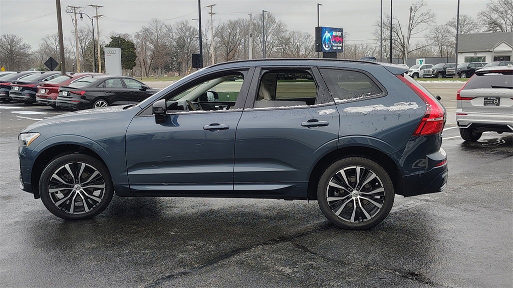 Certified 2023 Volvo XC60 B5 Plus w/ Climate Package image 5