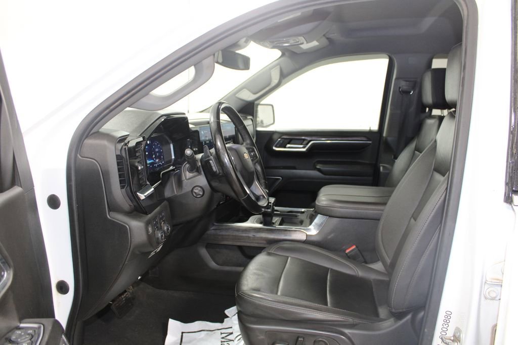 Used 2023 Chevrolet Silverado 1500 LTZ w/ LTZ Convenience Package II image 18