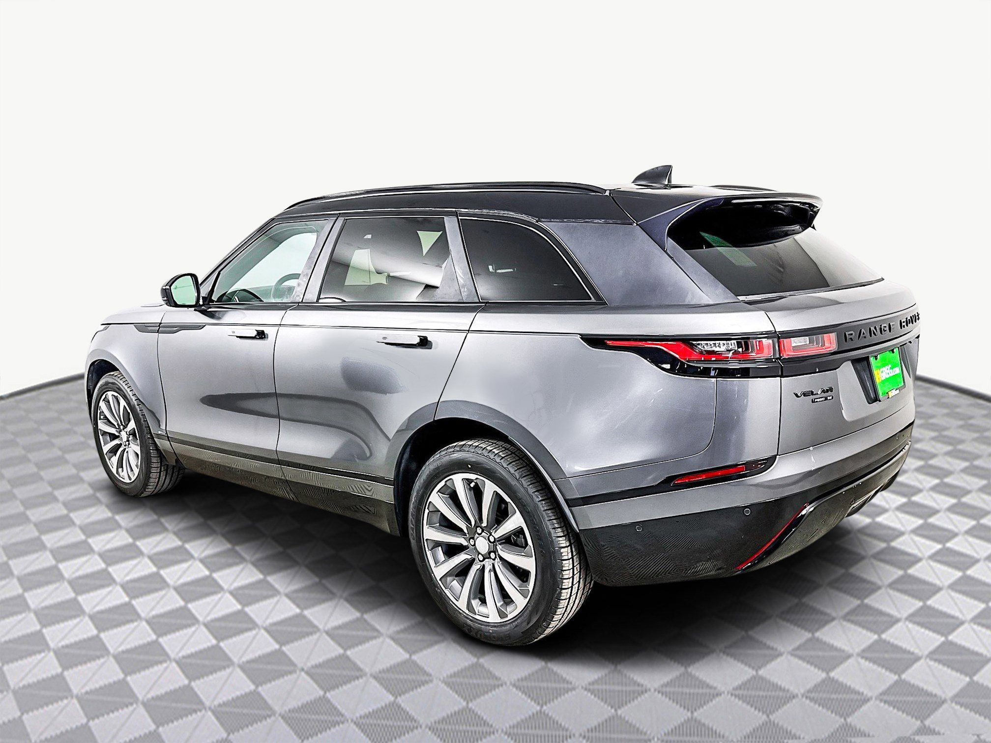 Used 2018 Land Rover Range Rover Velar R-Dynamic SE image 7