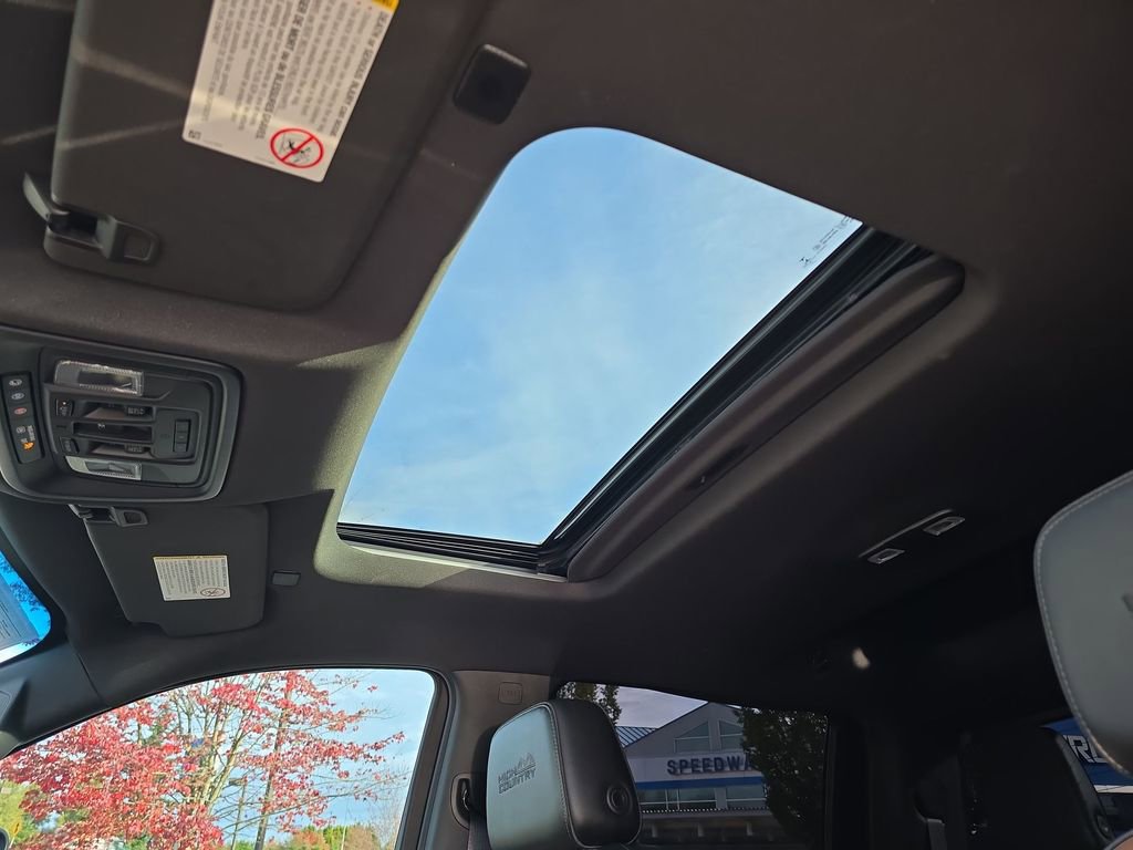 Used 2020 Chevrolet Silverado 2500 High Country AWD/4WD image 24