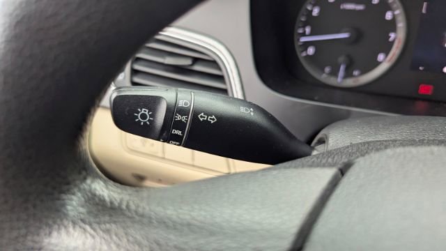 Used 2015 Hyundai Sonata SE image 26