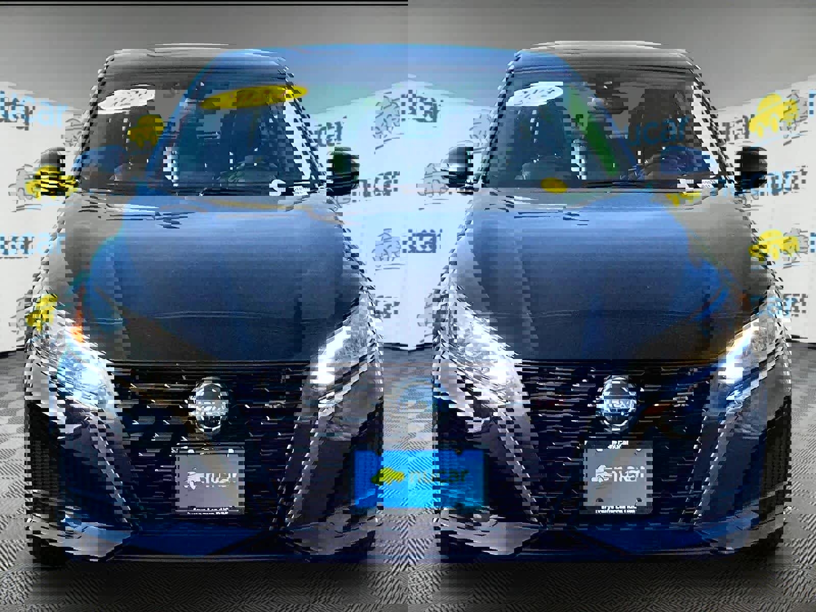 Used 2024 Nissan Altima 2.5 SR image 2