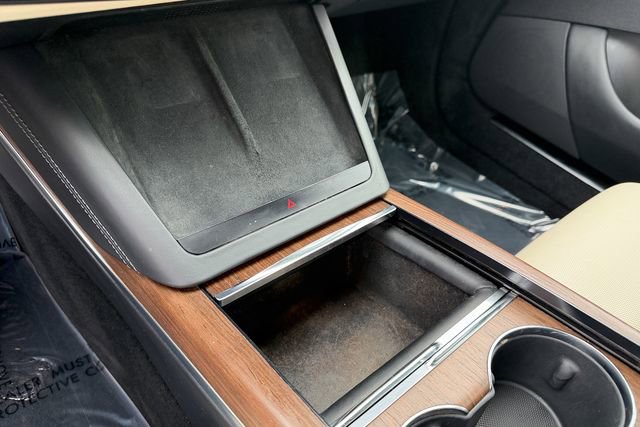 Used 2022 Tesla Model S image 15