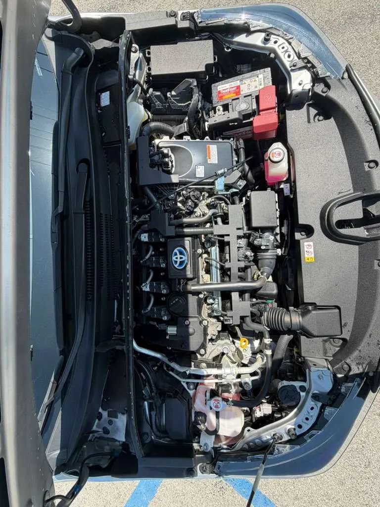 Used 2022 Toyota Corolla LE FWD image 19