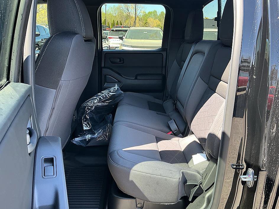 New 2026 Nissan Frontier SV image 22