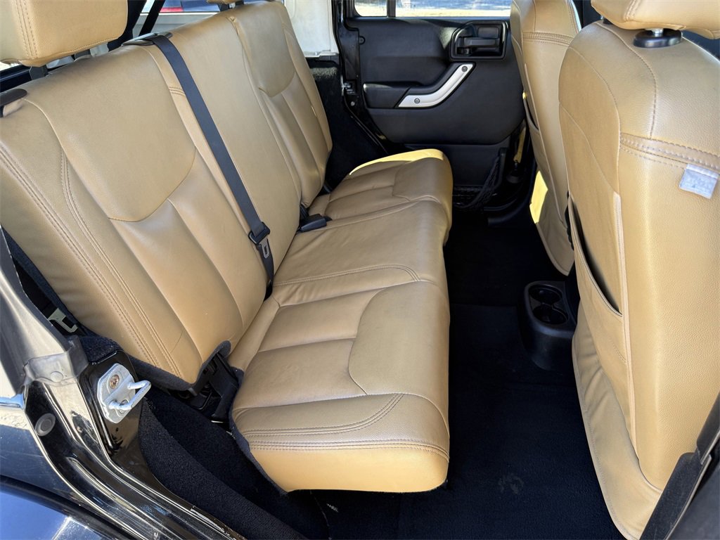 Used 2014 Jeep Wrangler Unlimited Sahara w/ Dual Top Group image 28
