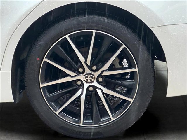 Used 2023 Toyota Camry SE image 7