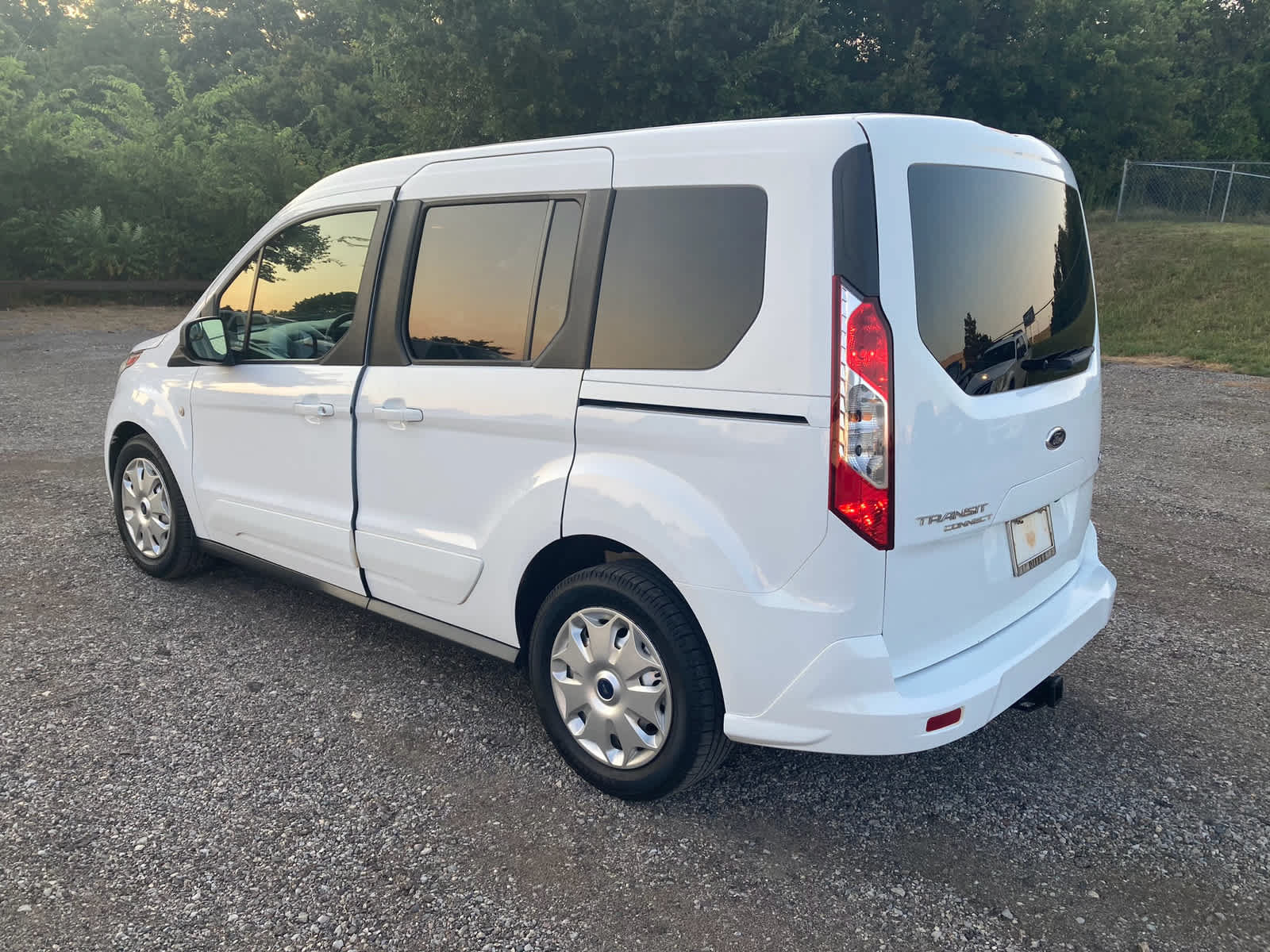 Used 2014 Ford Transit Connect XLT FWD image 5
