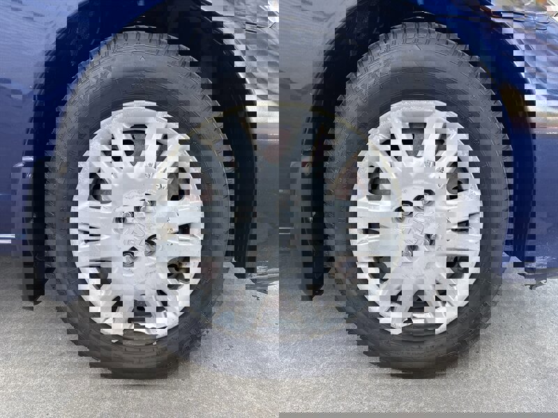 Used 2005 Honda Civic LX image 14