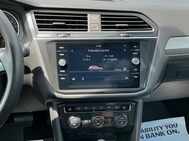 Used 2019 Volkswagen Tiguan SE w/ Panoramic Sunroof Package FWD image 18
