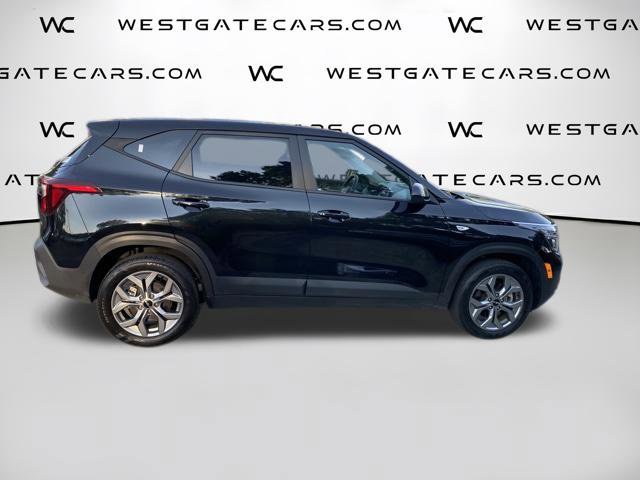 Used 2024 Kia Seltos LX AWD/4WD image 28