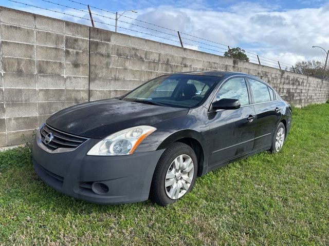 Used 2012 Nissan Altima 2.5 S image 2