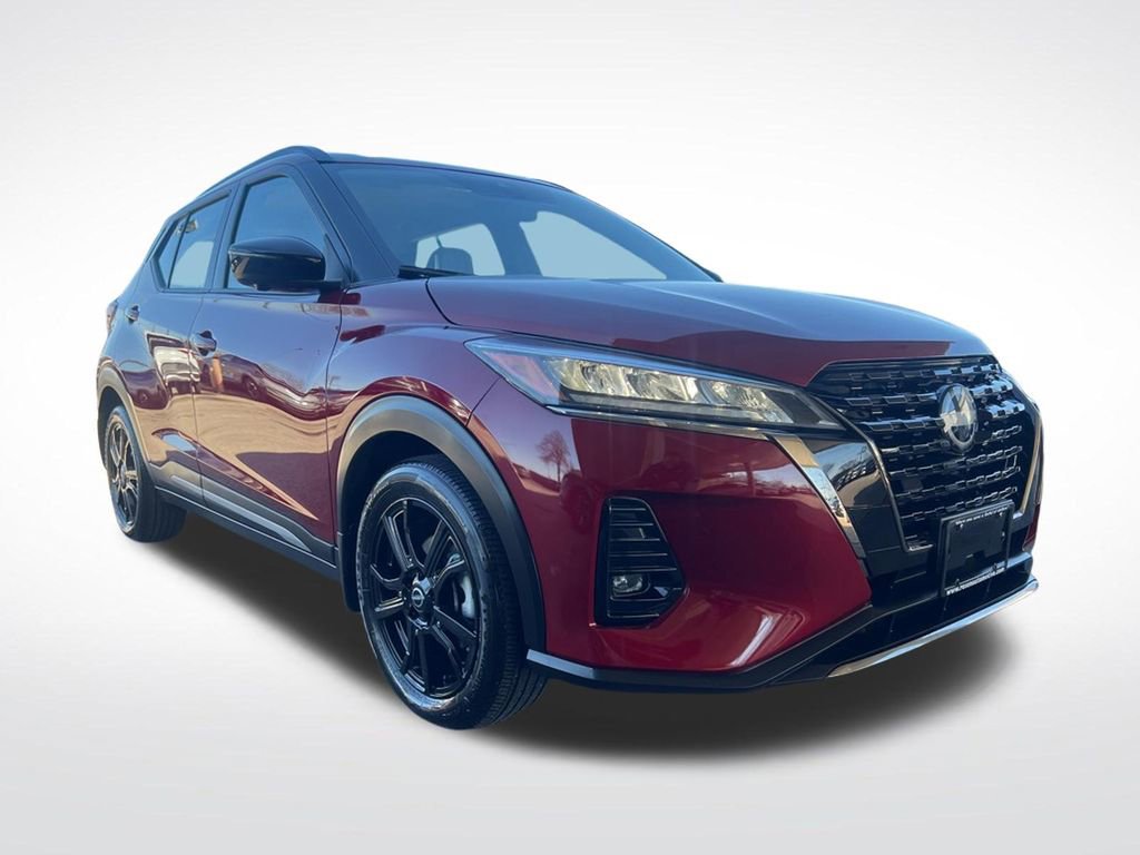 Used 2023 Nissan Kicks SR w/ SR Premium Package video 3