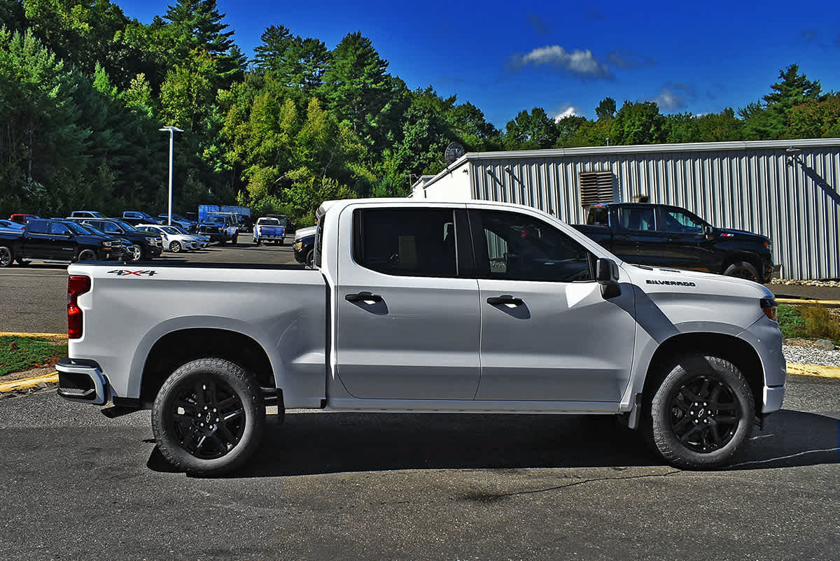 New 2026 Chevrolet Silverado 1500 Custom w/ Turbomax Blackout Package AWD/4WD image 6