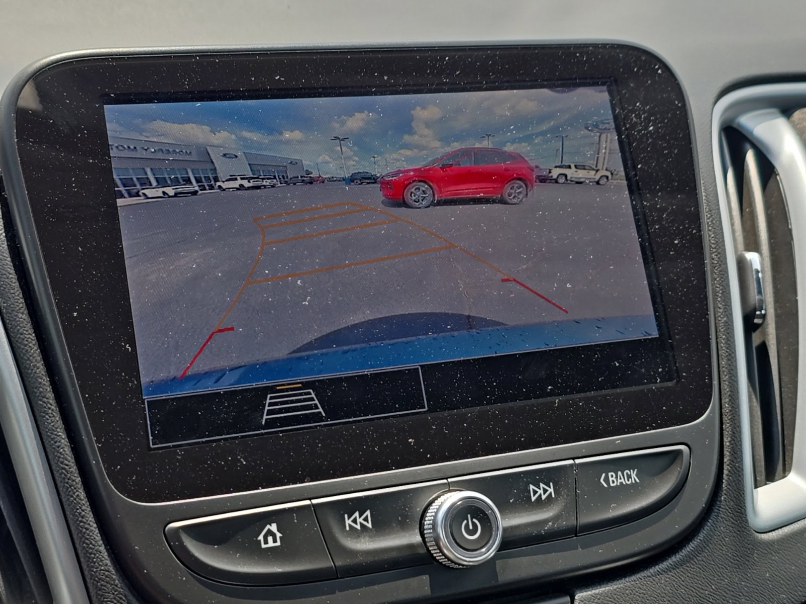 Used 2024 Chevrolet Malibu LT FWD image 3